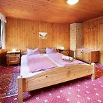 Chalet Alpenchalet Lacknerbrunn Bis 23 P *