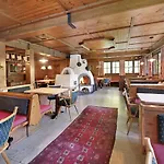 Chalet Alpenchalet Lacknerbrunn Bis 23 P *