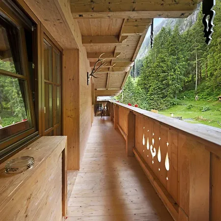 Alpenchalet Lacknerbrunn Bis 20 P