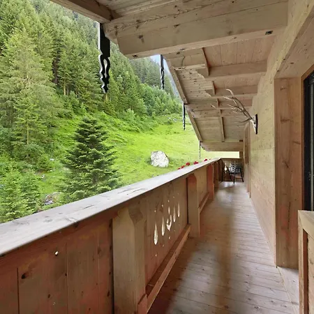 シャレー Alpenchalet Lacknerbrunn Bis 23 P マイヤーホーフェン