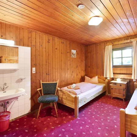 Alpenchalet Lacknerbrunn Bis 23 P マイヤーホーフェン