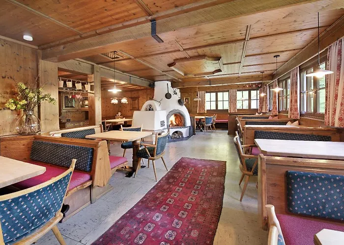 Chalet Alpenchalet Lacknerbrunn Bis 23 P *