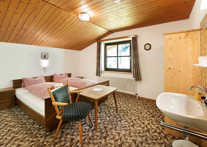 Alpenchalet Lacknerbrunn Bis 23 P 木屋 *