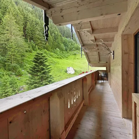 Alpenchalet Lacknerbrunn Bis 23 P 샬레